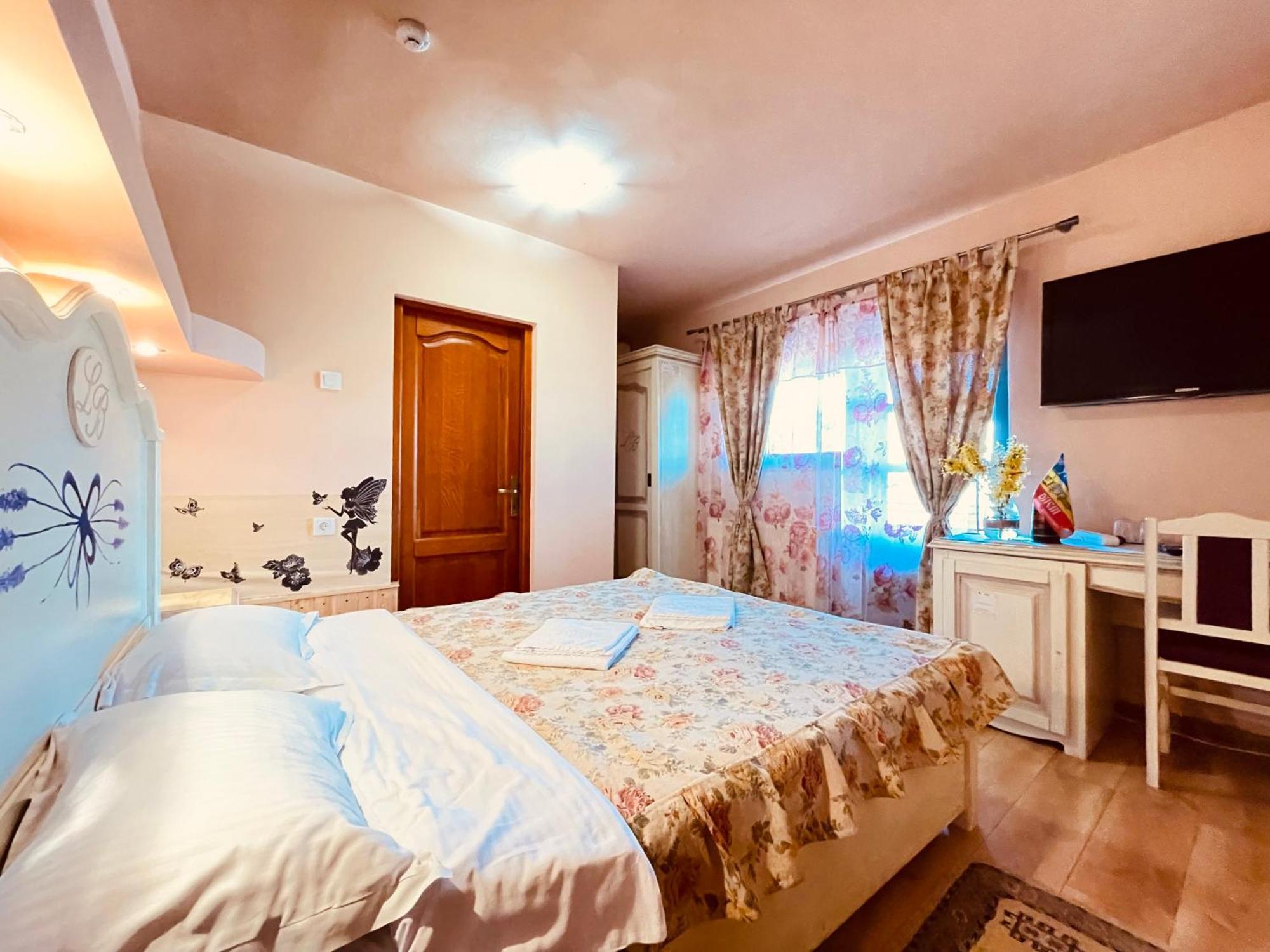 Leaganul Bucovinei Guest House Suceava Værelse billede