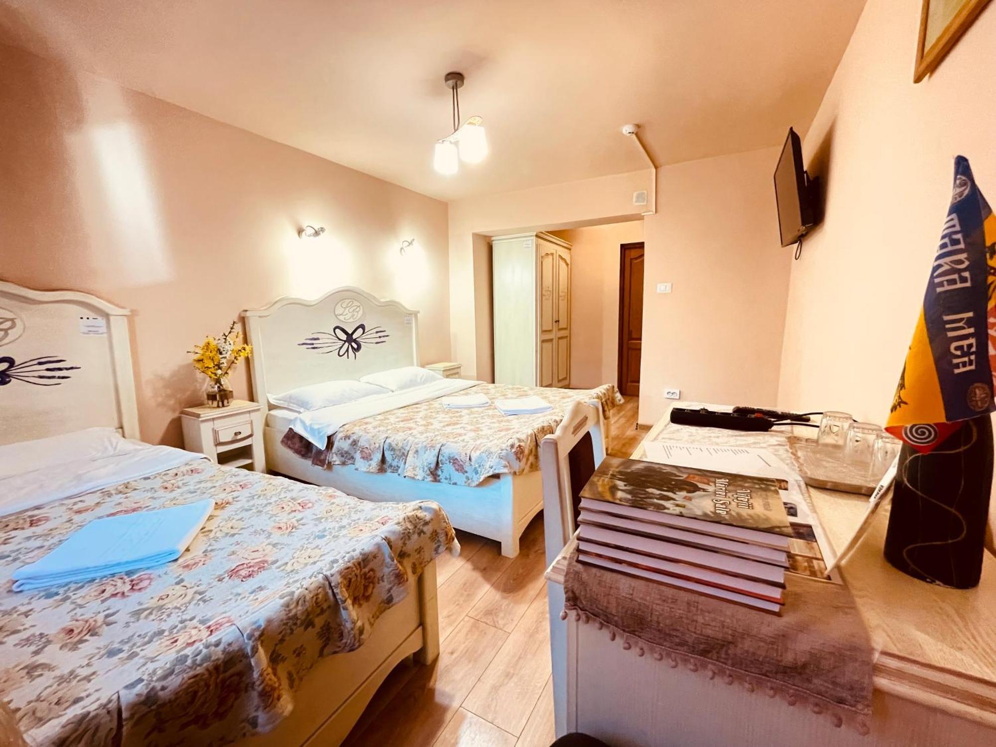 Leaganul Bucovinei Guest House Suceava Værelse billede