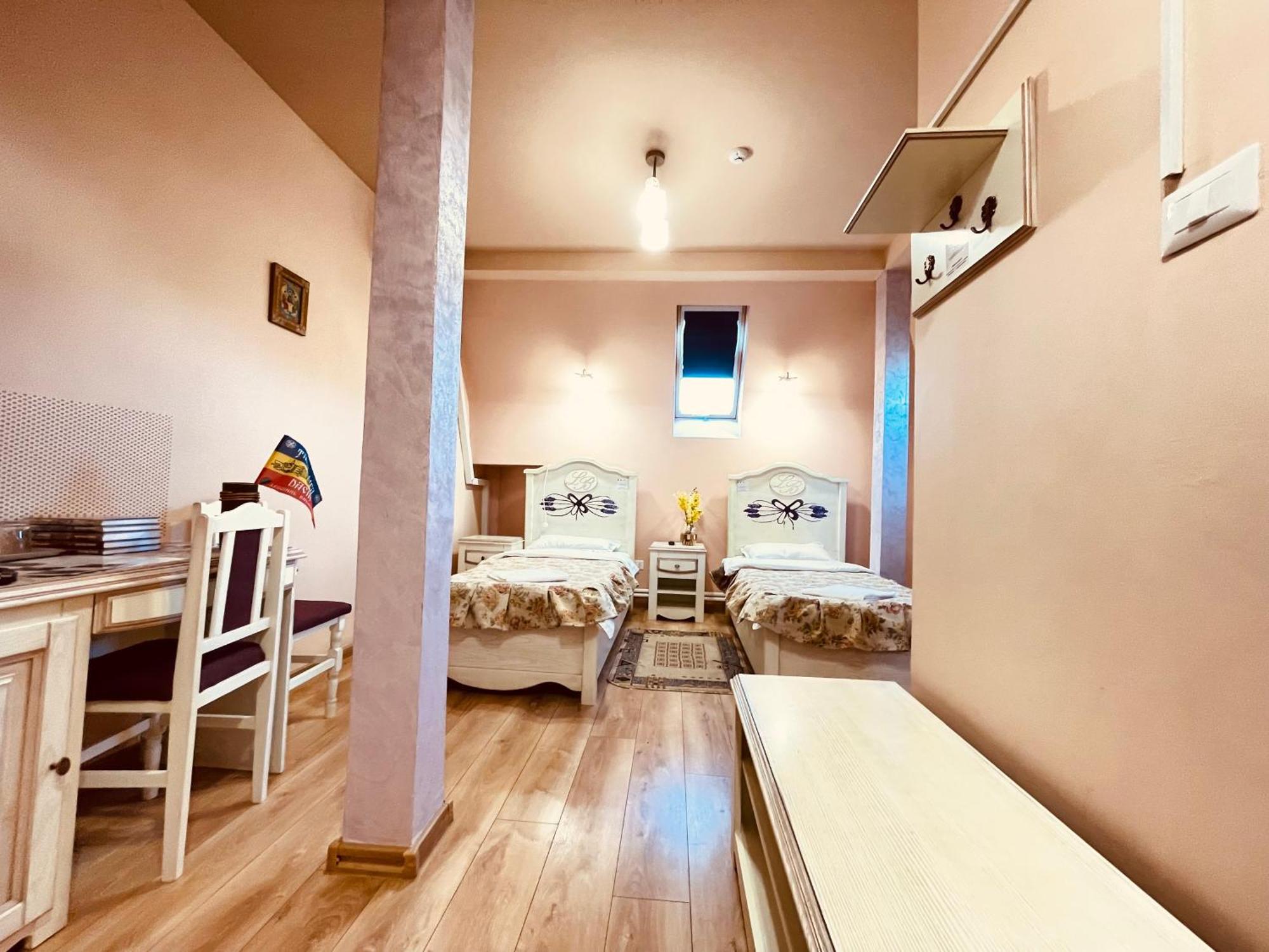 Leaganul Bucovinei Guest House Suceava Værelse billede