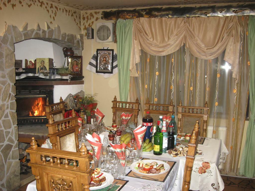 Leaganul Bucovinei Guest House Suceava Eksteriør billede